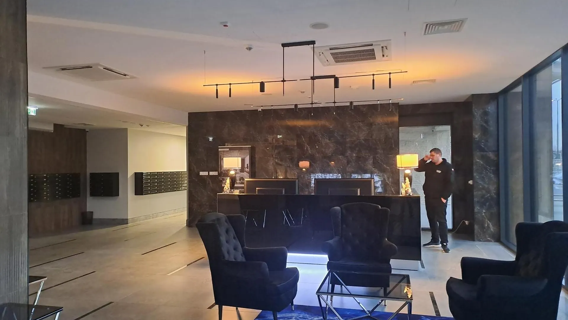 Warsaw Smart Apartment With Parking 0*,