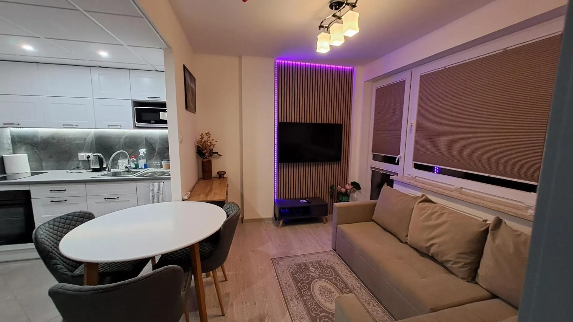 Warsaw Smart Apartment With Parking 0*,